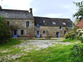 Maison 6 Pièces + Maison 2 Pièces + Dépendance 22570 Lescouët-Gouarec